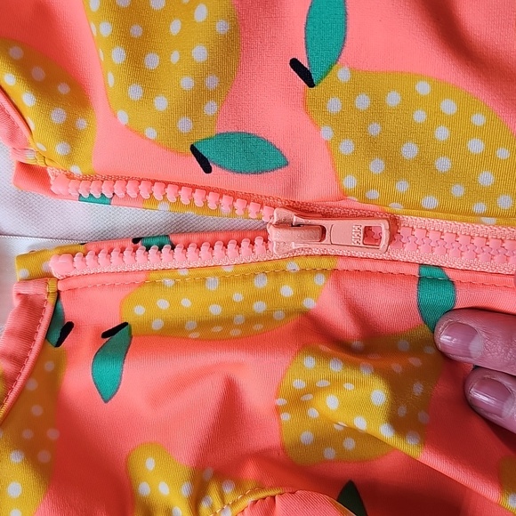 L One piece Swimsuit Zipper size 18 months of age - Picture 7 of 7